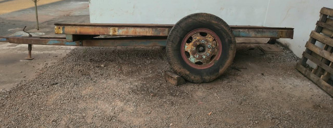 Vende 01 Carretão para Transporte de Bag.Tel.: 34-3822-5989 – MULTSOLDAS – Patos de Minas – MG. multsoldas.patos@terra.com.b
